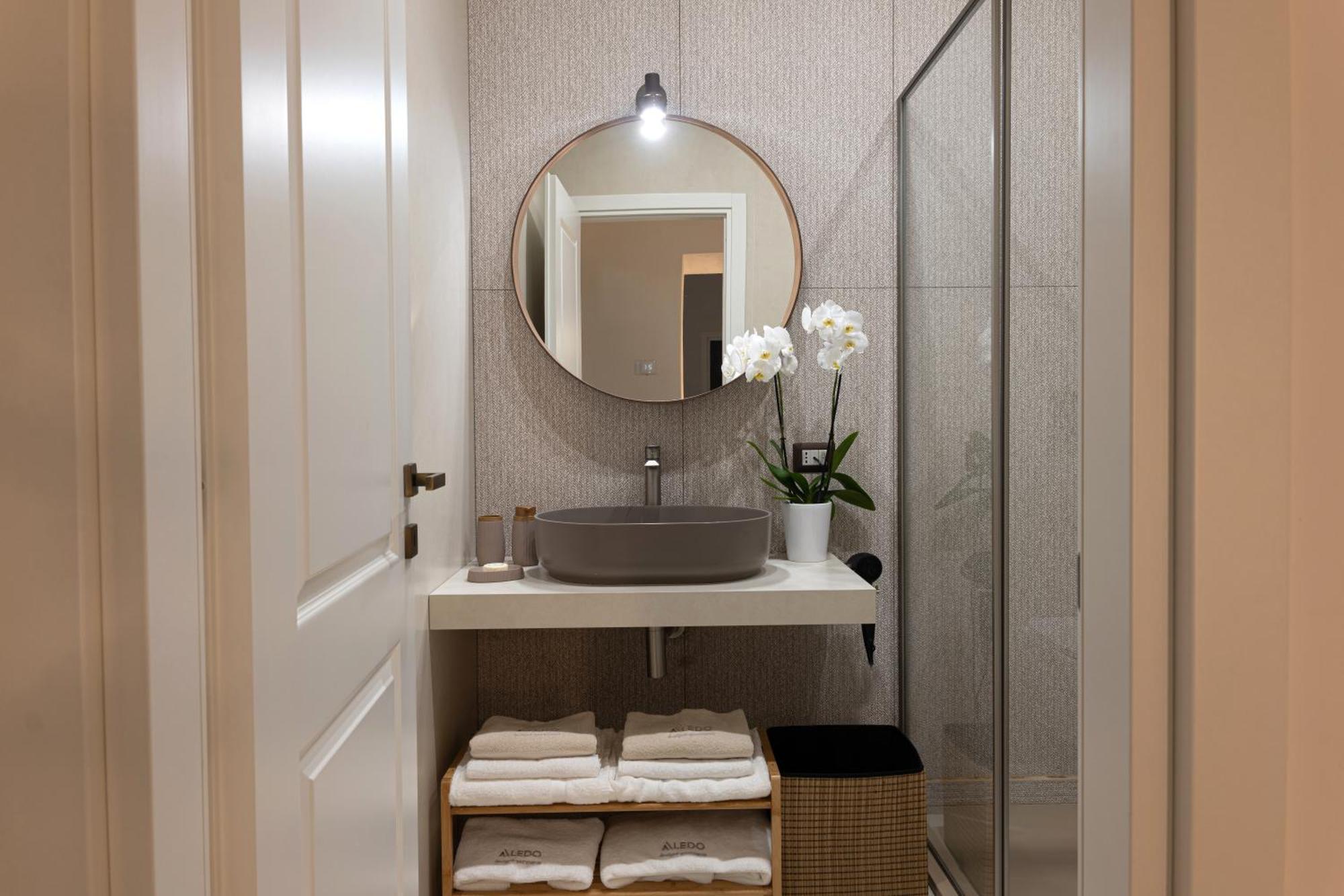 Aledo Boutique Apartments Napoli Ngoại thất bức ảnh